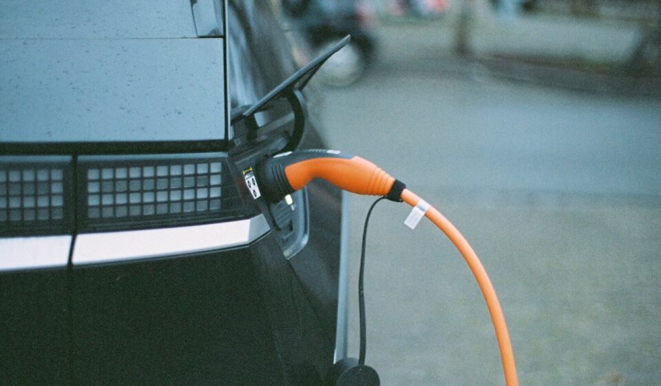 a bicycle with a yellow handlebar